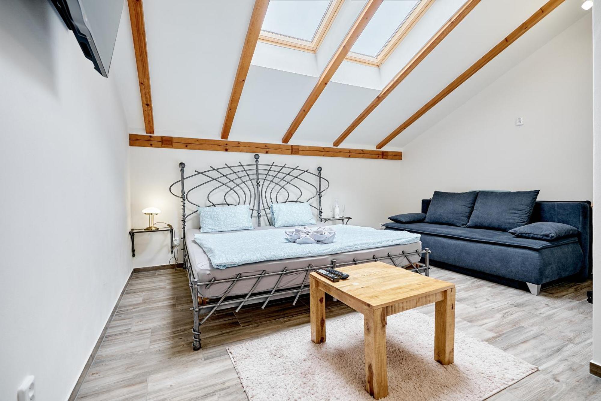 Economy Double Room