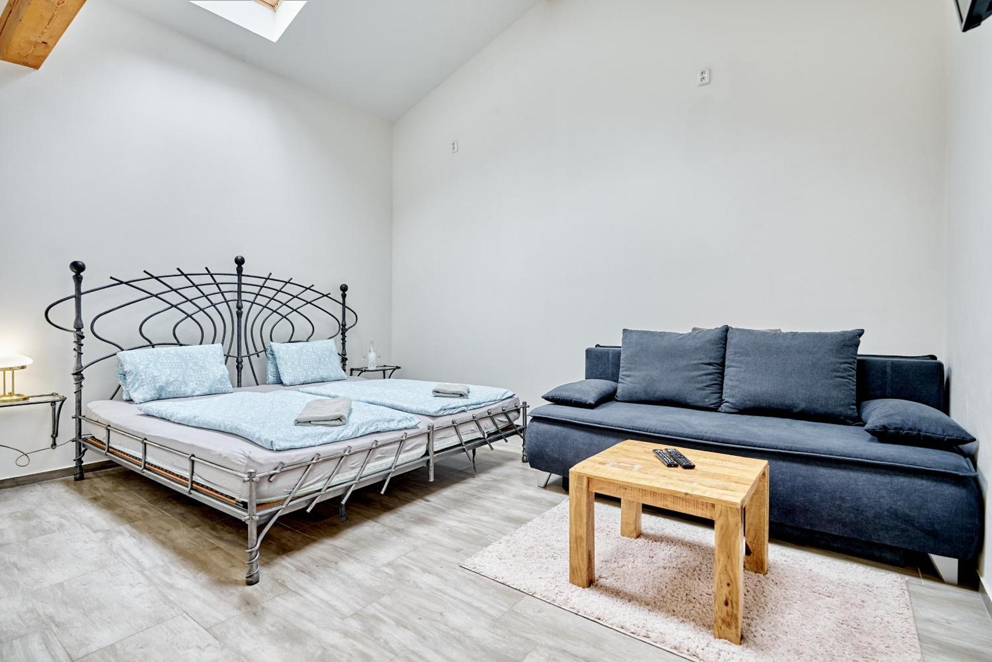 Economy Double Room