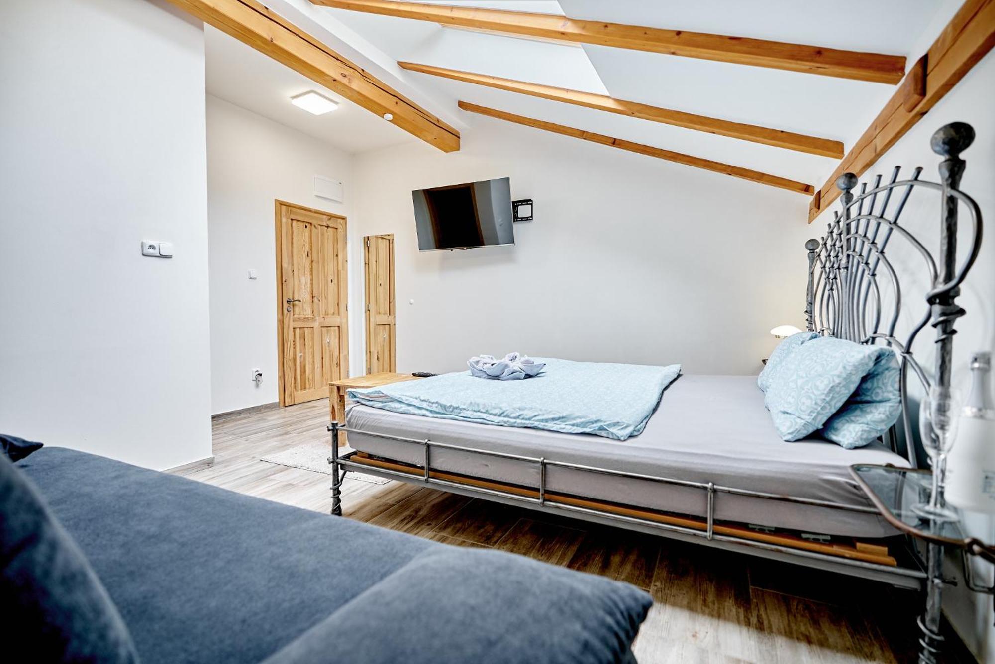 Economy Double Room